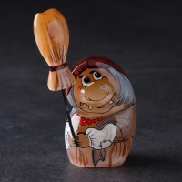 Сувенир "Бабушка Яга с метлой", селенит Сувенир "Бабушка Яга с метлой", селенит