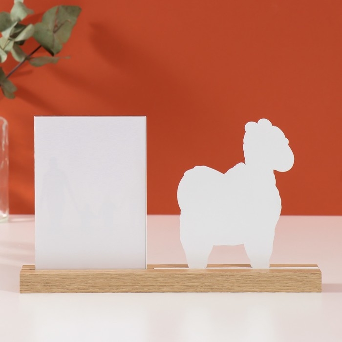 Фоторамка дерево, акрил 10х15 см Фоторамка дерево, акрил 10х15 см "Лама с ленивцем" 4х27,3х14 см