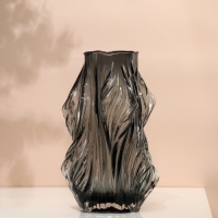 Ваза для цветов &laquo;Лючия&raquo; из прозрачного черного стекла 26,5 х 8 х 8 см