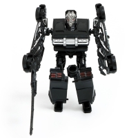 Робот &laquo;Полицейский&raquo;, трансформируется