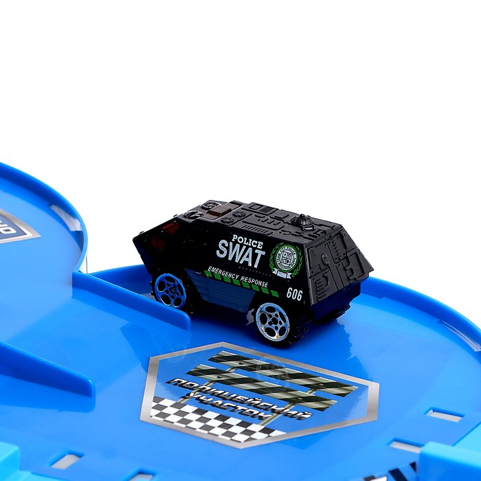 Парковка «Полицейский участок», с 2 металлическими машинами Парковка «Полицейский участок», с 2 металлическими машинами