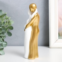 Сувенир полистоун "Влюблённые - объятия" бело-золотой 15х4,5 см Сувенир полистоун "Влюблённые - объятия" бело-золотой 15х4,5 см