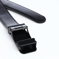 Ремень мужской, ширина 3,5 см, пряжка автомат, цвет чёрный Ремень мужской, ширина 3,5 см, пряжка автомат, цвет чёрный