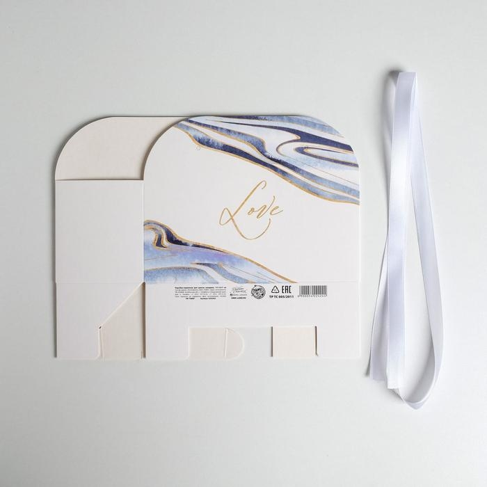 Переноска для цветов складная «Love», 17 × 13 × 7 см Переноска для цветов складная «Love», 17 × 13 × 7 см