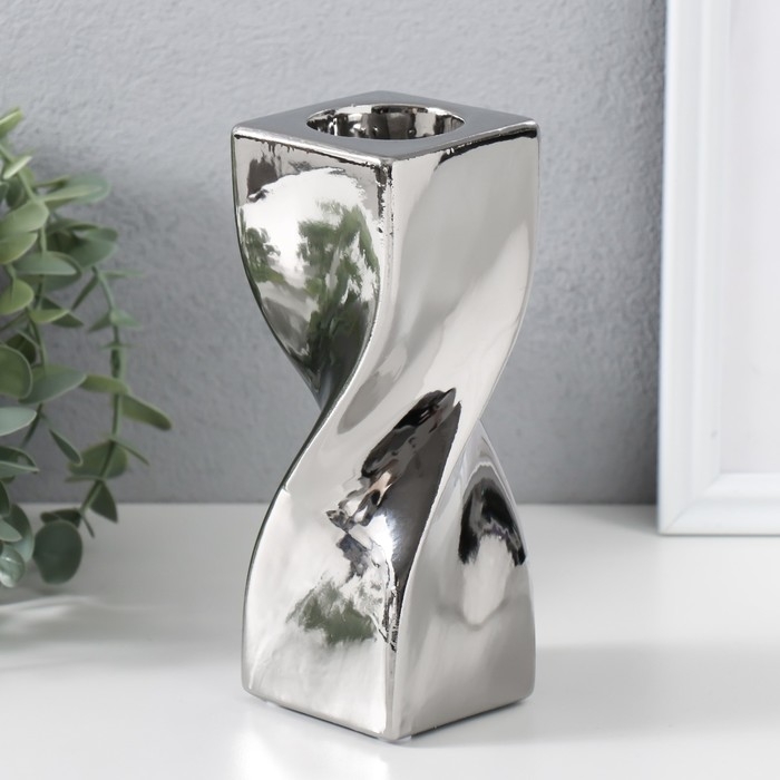 Подсвечник керамика на 1 свечу Подсвечник керамика на 1 свечу "Изгиб" d=3,5 см серебро 6,5х6,5х17,5 см