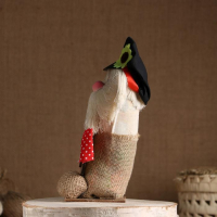 Оберег-домовой "Кузя в кепке, с караваем", 22х14х10 см МИКС Оберег-домовой "Кузя в кепке, с караваем", 22х14х10 см МИКС