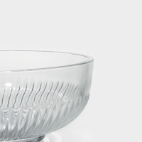 Набор стеклянных салатников с крышкой Lav &laquo;Токио&raquo;, 2,6/1,5/0,8 л, 3 шт