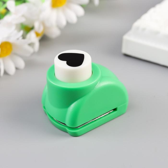 Дырокол фигурный Дырокол фигурный "Сердечко" d=1,5 см МИКС 3,5х4х4 см