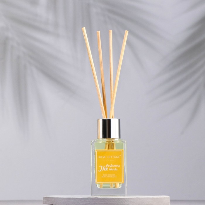 Диффузор ароматический Диффузор ароматический "Нюд", 30 мл, лилия