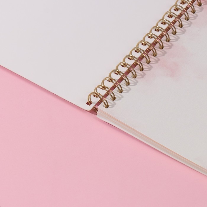 Фотоальбом на спирали 20 листов "Наша любовь" объёмный элемент + 4 вкладки 24х24 см