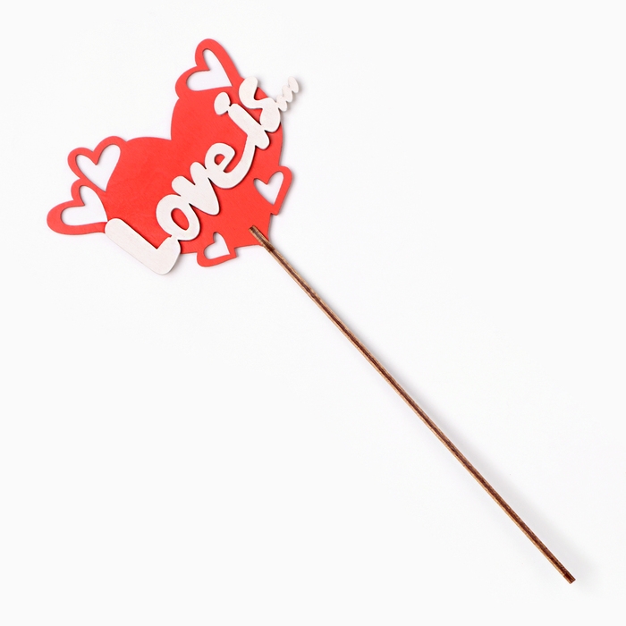 Топпер Топпер "Love is", в упаковке, красный, 15×7 см