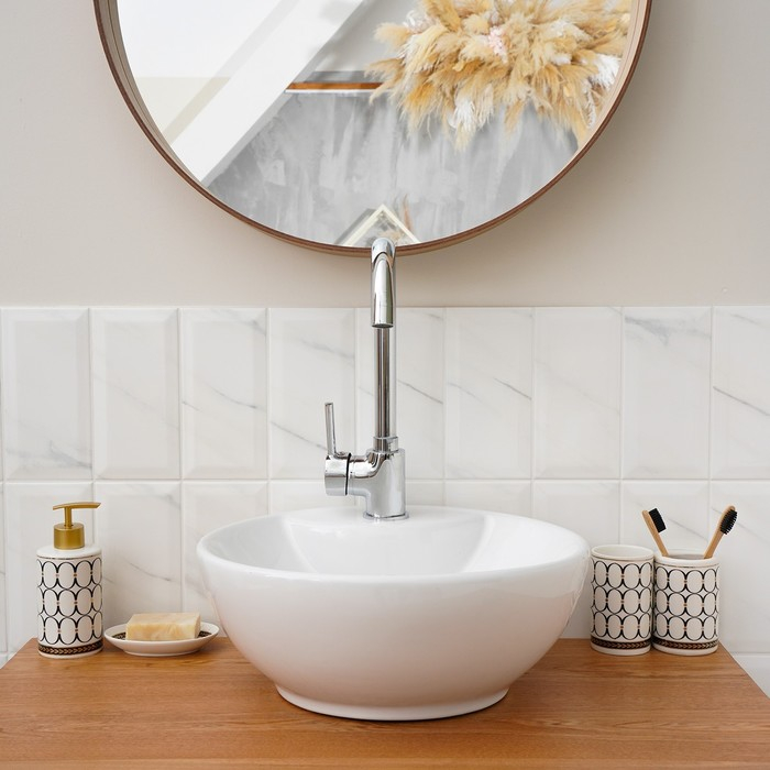 Набор аксессуаров для ванной комнаты &laquo;Джеки&raquo;, 4 предмета (мыльница, дозатор для мыла, 2 стакана), цвет белый