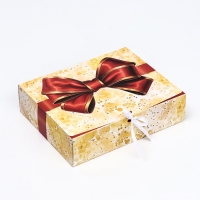 Коробка складная "Бант" 31,5 х 24,5 х 9 см Коробка складная "Бант" 31,5 х 24,5 х 9 см