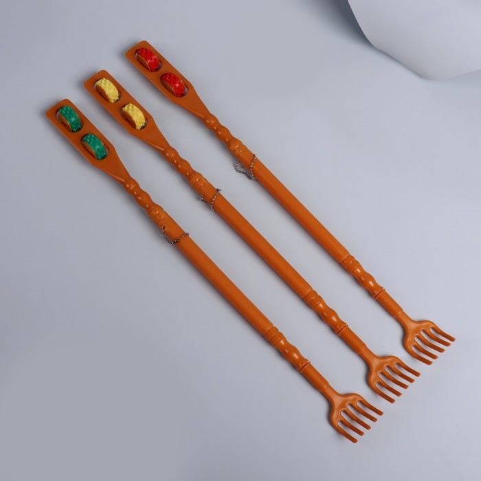 Массажёр - чесалка, двусторонний, универсальный, 2 колеса, цвет МИКС Массажёр - чесалка, двусторонний, универсальный, 2 колеса, цвет МИКС