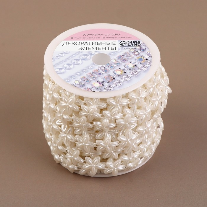 Жемчуг на нитях, плоский, &laquo;Цветы&raquo;, 15 мм, 9 &plusmn; 1 м, цвет белый