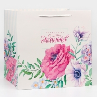 Пакет подарочный квадратный, упаковка, «Волшебных моментов», 30 х 30 х 30 см Пакет подарочный квадратный, упаковка, «Волшебных моментов», 30 х 30 х 30 см