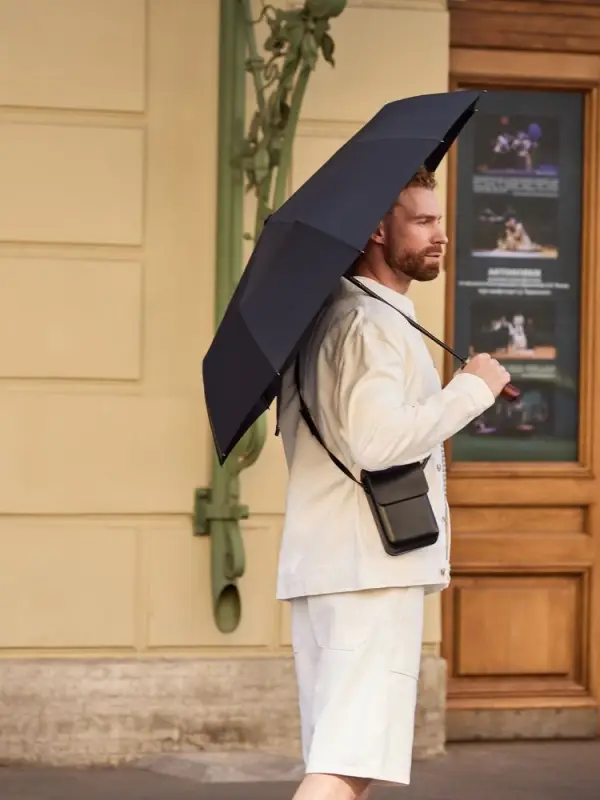 Зонт складной Cloudburst в подарочной упаковке, черный Зонт складной Cloudburst в подарочной упаковке, черный