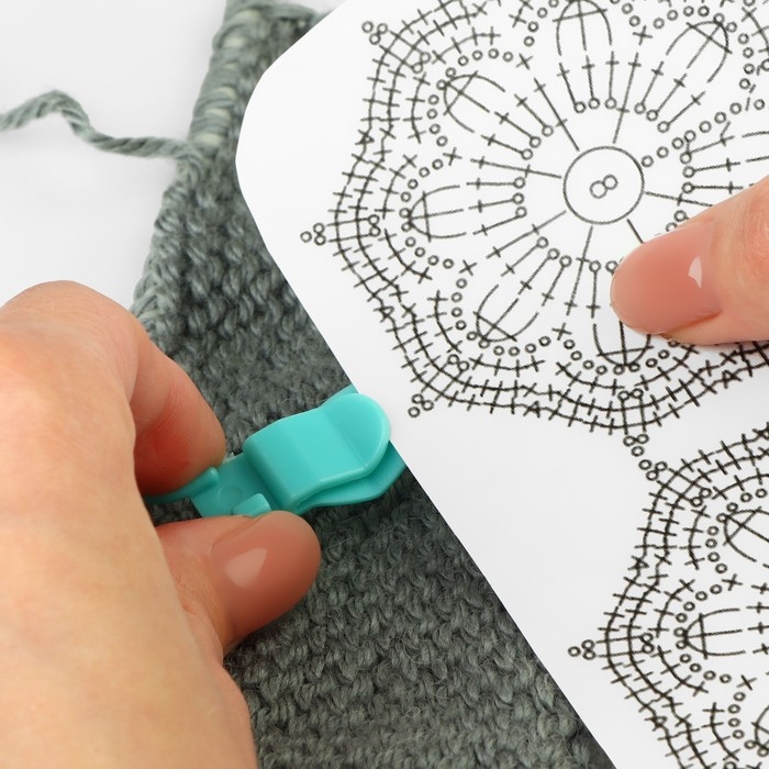 Набор маркеров для петель, с держателем, 4,5 см, 10 шт, цвет МИКС Набор маркеров для петель, с держателем, 4,5 см, 10 шт, цвет МИКС