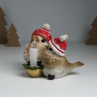 Сувенир полистоун свет "Птички в шапках со снежинками сидят у свечи" 15,5х12,5х10,2 см