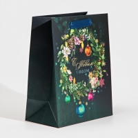 Пакет подарочный новогодний ламинированный &laquo;Волшебство&raquo;, MS 18 х 23 х 10 см, Новый год