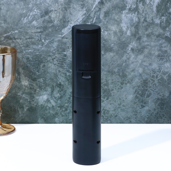 Штопор электричекий «Wine», мод. LSH-02, 4,7 х 23 см. Штопор электричекий «Wine», мод. LSH-02, 4,7 х 23 см.