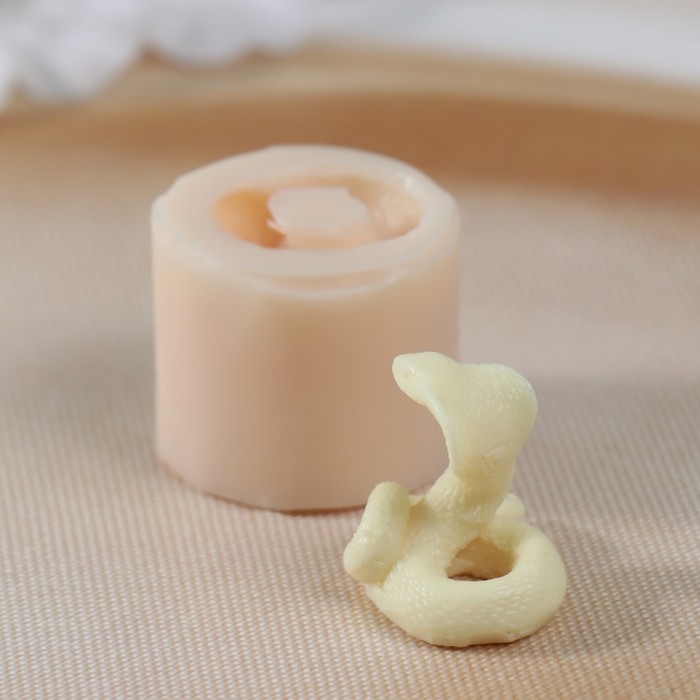 Новогодний молд силиконовый Новогодний молд силиконовый "Кобра" Силикон 2,5х2,4х2,5 см