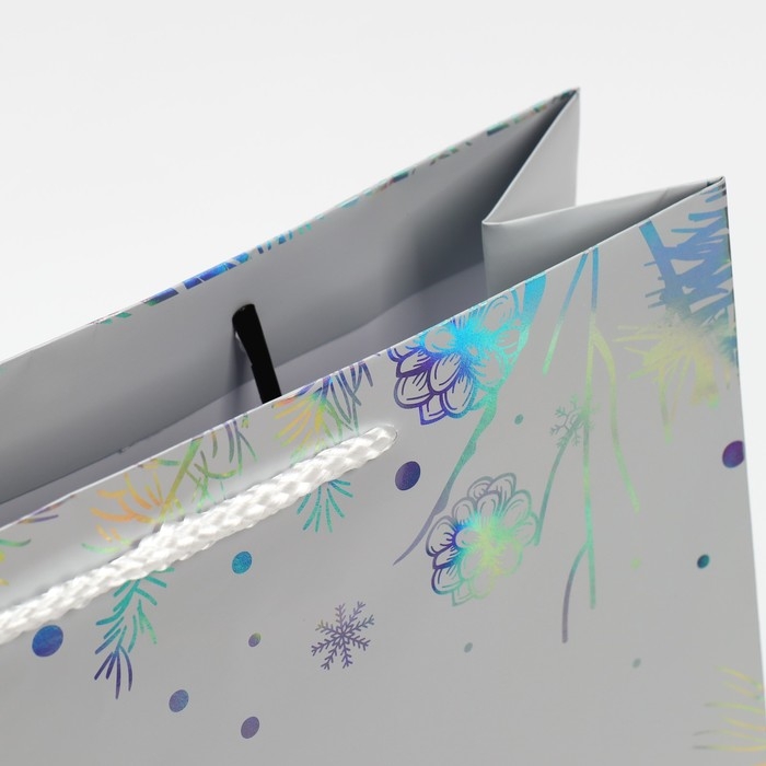 Пакет голографический вертикальный &laquo;Яркого Нового Года&raquo;, 26 х 30 х 9 см