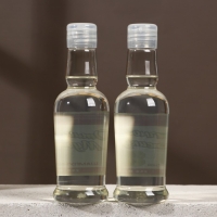 Подарочный набор косметики &laquo;Отличному мужику&raquo;, гель для душа и шампунь для волос во флаконах водки, 2 х 250 мл, Новый Год