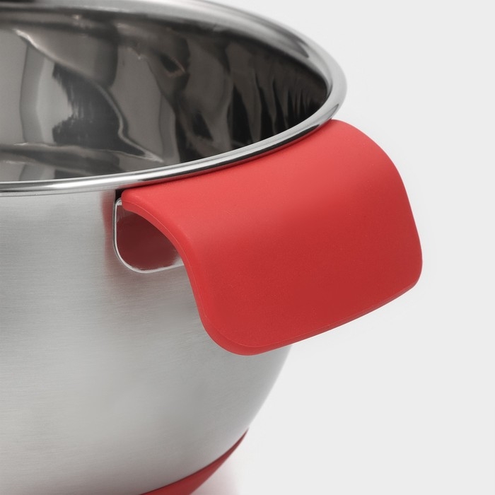 Миска из нержавеющей стали, 2 л, 22&times;19&times;11,5 см, с противоскользящим дном и мерной шкалой, силиконовая ручка
