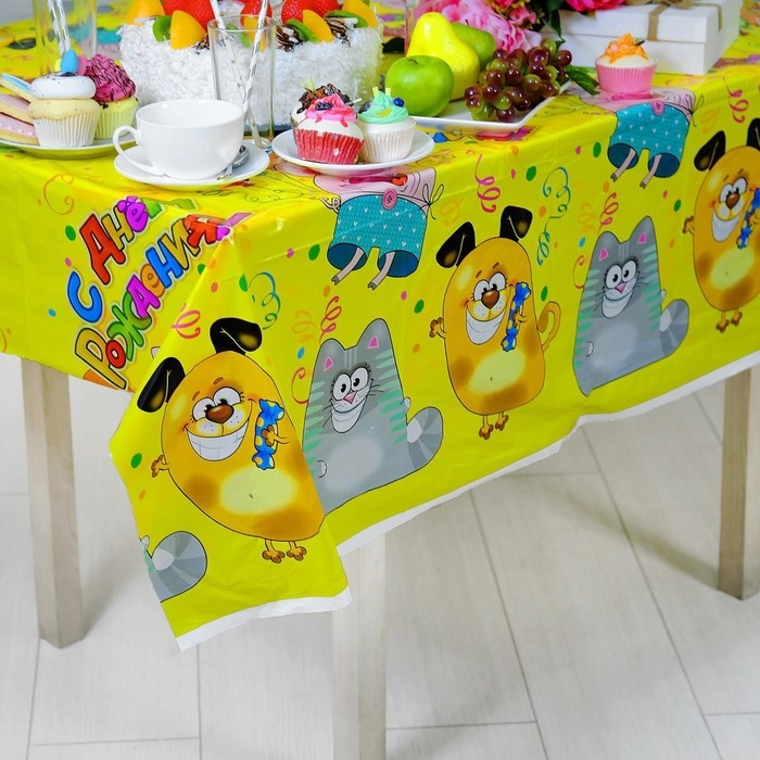 Скатерть одноразовая &laquo;С днём рождения&raquo;, животные, 180х137 см