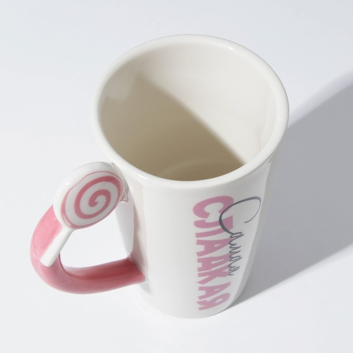 Кружка керамическая &laquo;Самая сладкая&raquo;, 550 мл, цвет белый