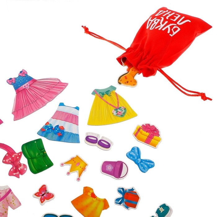 Магнитная книжка-игрушка &laquo;Одень куколку&raquo;, 8 стр.