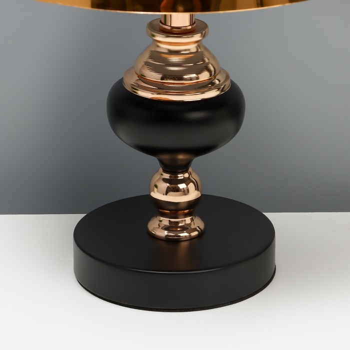 Настольная лампа "Гликерия" Е27 40Вт черно-золотой 25х25х40 см