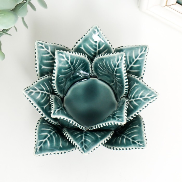 Подсвечник керамика на 1 свечу "Листья розы" d-4,2 см синий 13х13х9 см