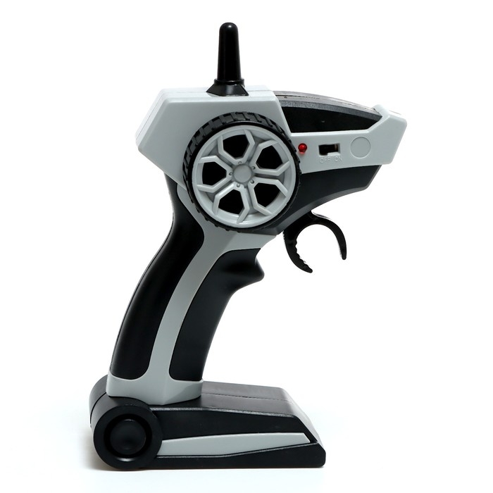 Грузовик радиоуправляемый &laquo;Бензовоз&raquo;, работает от батареек, световые эффекты