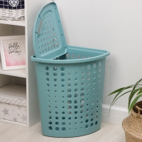 Корзина для белья угловая с крышкой «Молетта», 45 л, 40×51×53 см, цвет бирюзовый Корзина для белья угловая с крышкой «Молетта», 45 л, 40×51×53 см, цвет бирюзовый