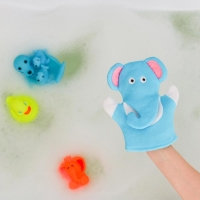 Мочалка - варежка детская для купания Доляна &laquo;Слоник&raquo;, 22 см