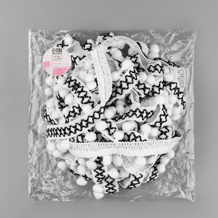 Тесьма декоративная с помпонами, 15 мм, 8 &plusmn; 0,5 м, цвет белый