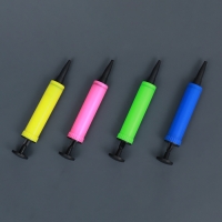 Набор: манекен надувной (белый) с насосом ручным (микс)