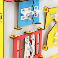 Развивающая доска Бизиборд &laquo;Бизи-Дом&raquo;