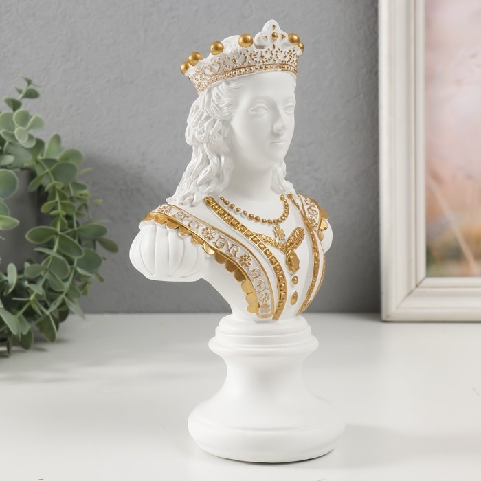Сувенир полистоун Сувенир полистоун "Бюст. Королева" белый с золотом 9х12,5х22 см