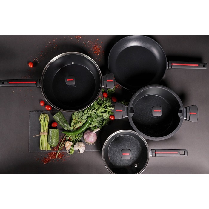 Кастрюля Magistro Flame, 4 л, d=24 см, h=10,5 см, крышка со сливом, антипригарное покрытие, индукция, цвет чёрный Кастрюля Magistro Flame, 4 л, d=24 см, h=10,5 см, крышка со сливом, антипригарное покрытие, индукция, цвет чёрный