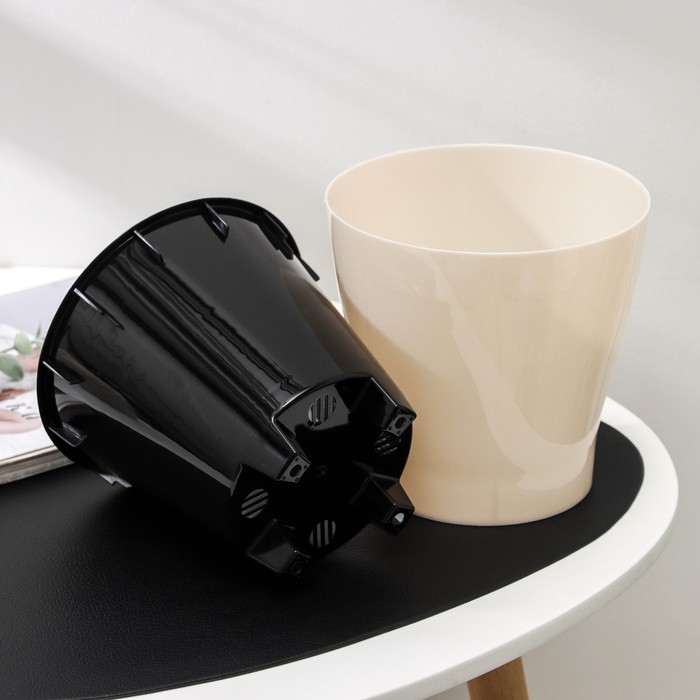 Кашпо для цветов со вставкой &laquo;Лея&raquo;, 2,2 л, цвет бежевый