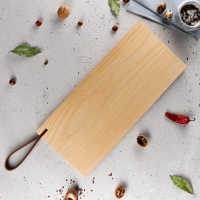 Доска разделочная Доброе дерево "Оригами", для сервировки и подачи, кожаная ручка, массив ясеня, 45х20 см