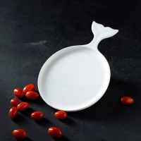 Блюдо фарфоровое сервировочное Magistro &laquo;Рыбка Бланш&raquo;, 28&times;20 см, цвет белый