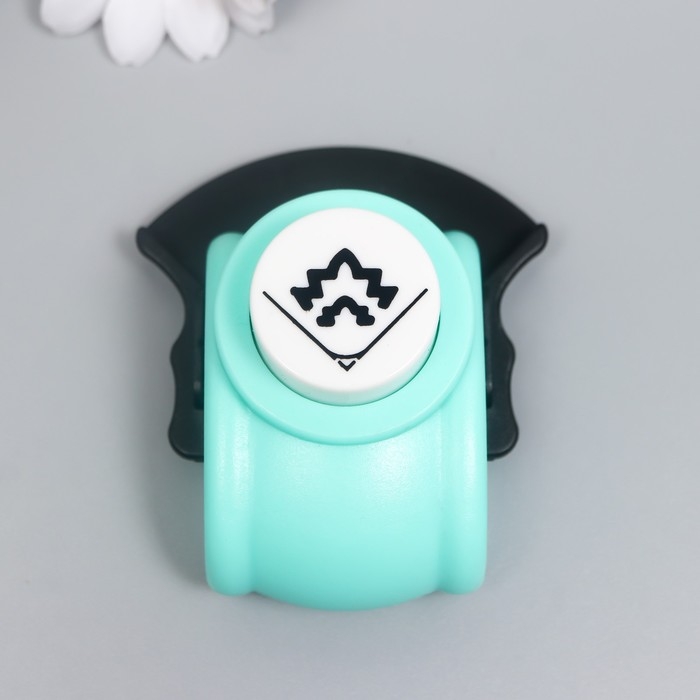 Дырокол фигурный Дырокол фигурный "Вспышка" d=2,5 см МИКС 4,2х6,7х7,7 см