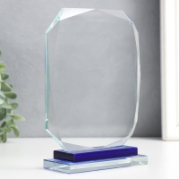 Стела наградная стекло "Орден" 17,5х12,5х5 см Стела наградная стекло "Орден" 17,5х12,5х5 см