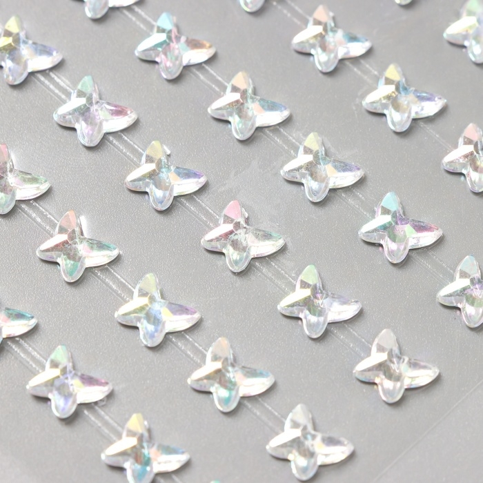 Наклейка пластик стразы "Бабочки" перламутровая 15х9 см