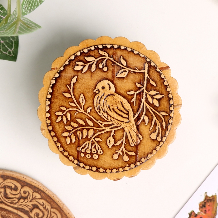 Шкатулка Шкатулка "Птица на ветке", 60 х 35 мм, береста