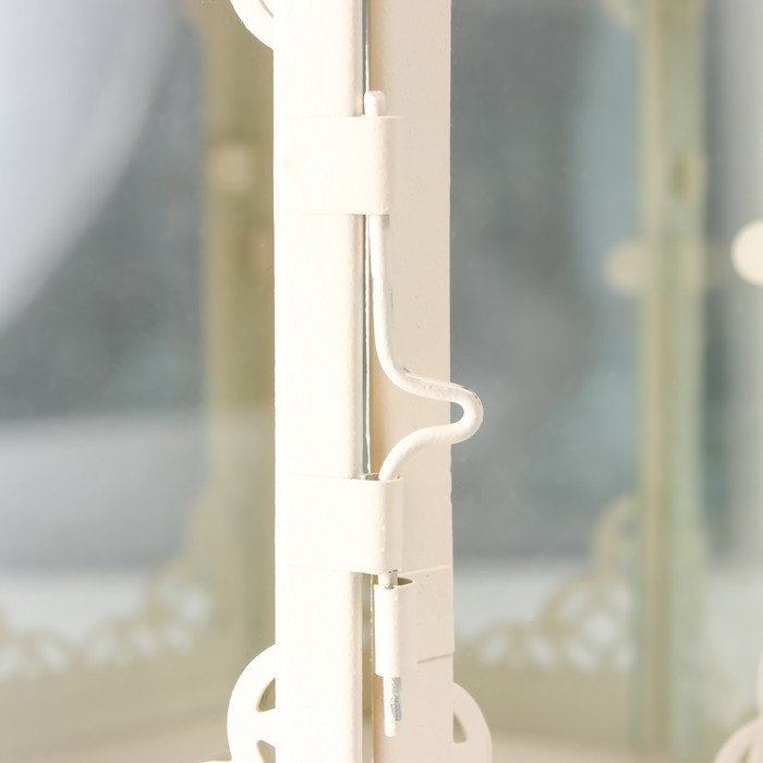 Подсвечник металл, стекло Подсвечник металл, стекло "Фонарь - цветущие вензеля" d-10 см белый 13,5х15х29 см